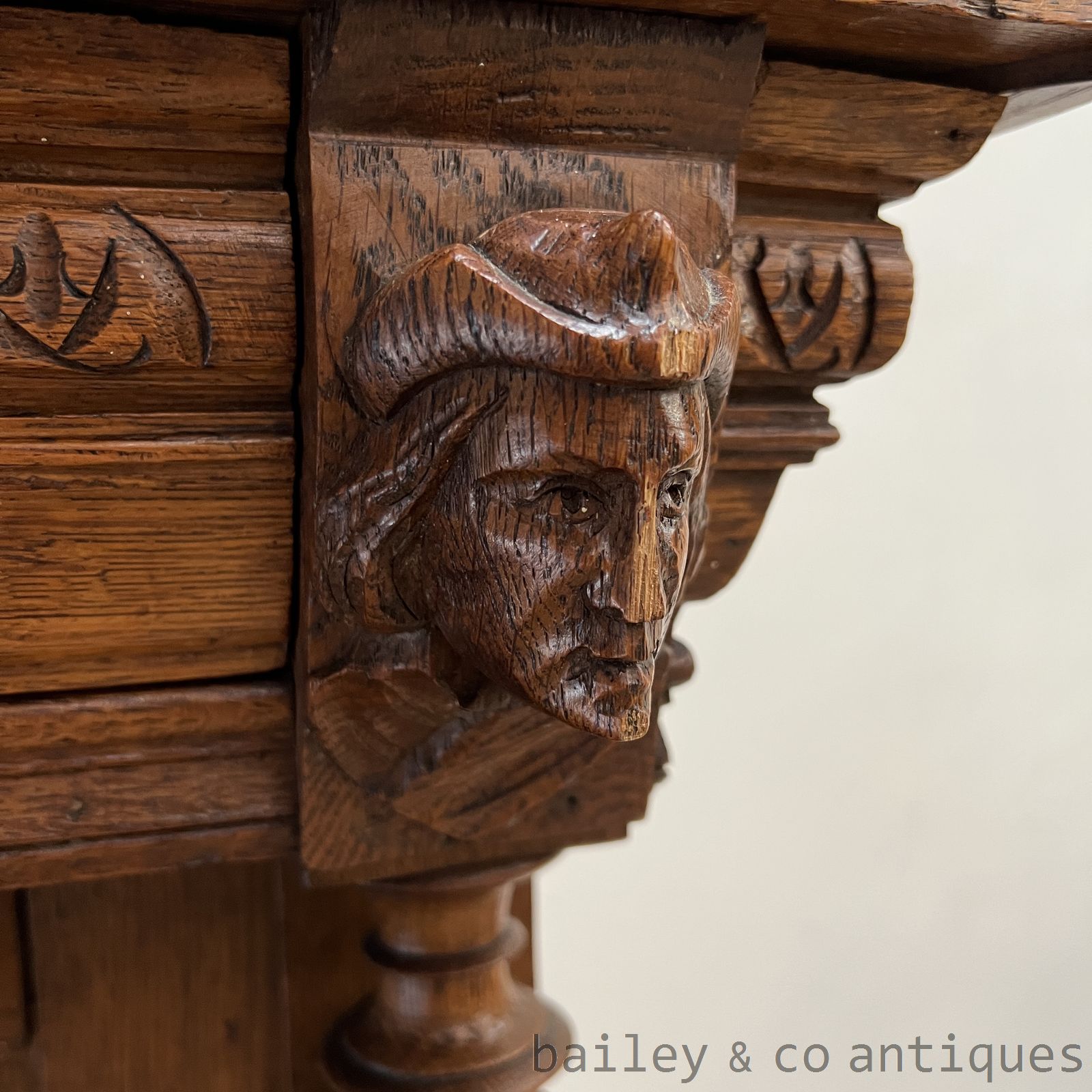 Antique French Buffet Sideboard Console Oak Renaissance Style - B123   detail 05