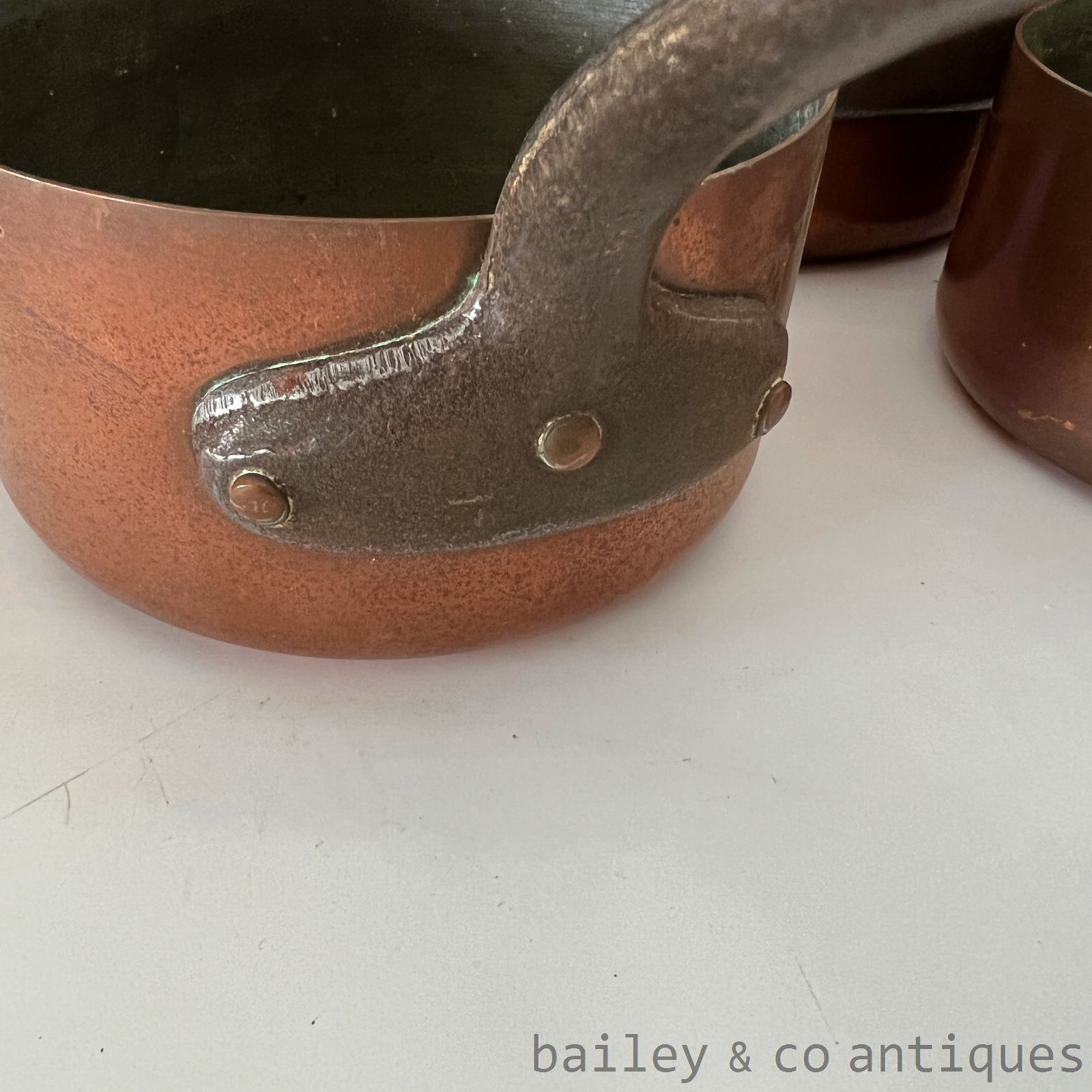 Vintage French Copper Saucepans Set Five Heavy Lined Iron Handles - FR535   detail 09