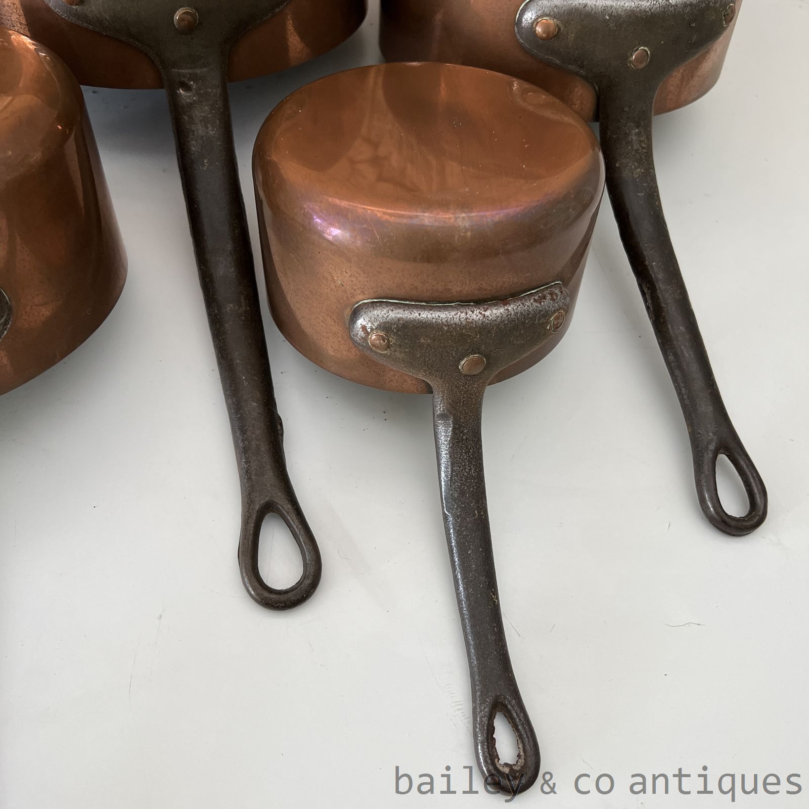 Vintage French Copper Saucepans Set Five Heavy Lined Iron Handles - FR535   detail 13
