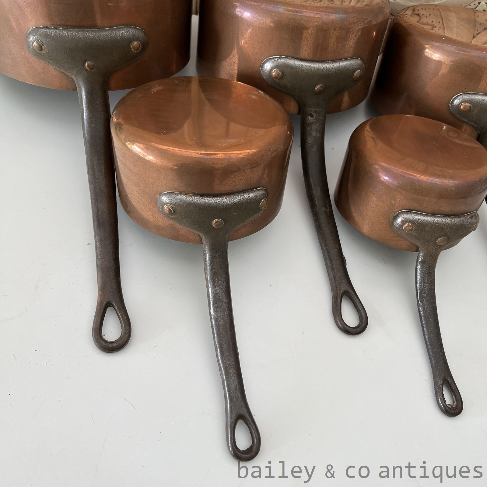 Vintage French Copper Saucepans Set Five Heavy Lined Iron Handles - FR535   detail 14