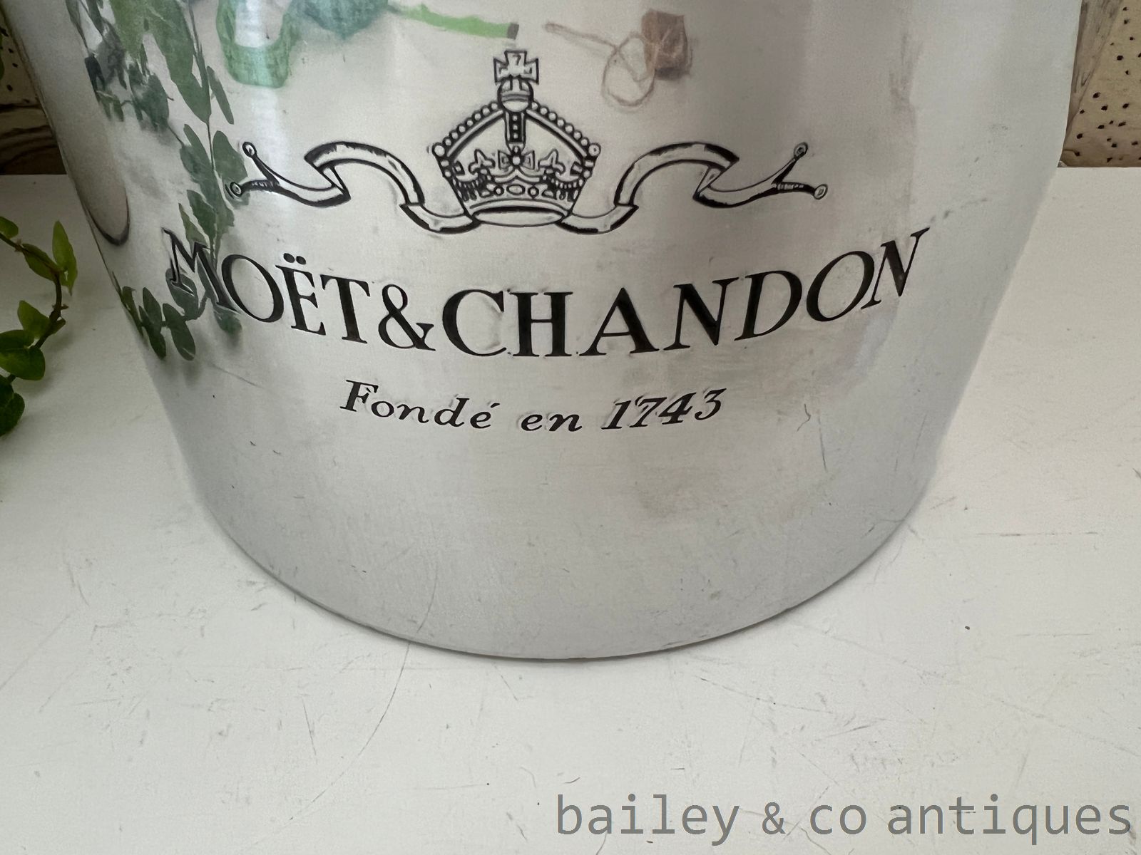 Vintage French Moet & Chandon Champagne Wine Bucket Grapes - FR553   detail 03