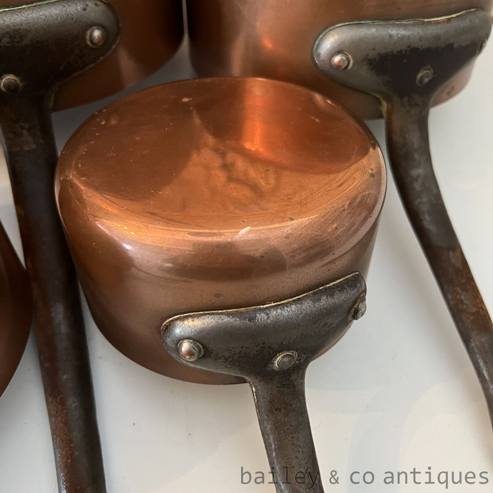 Vintage French Copper Saucepans Set Five Heavy Lined Iron Handles - FR607   detail 15