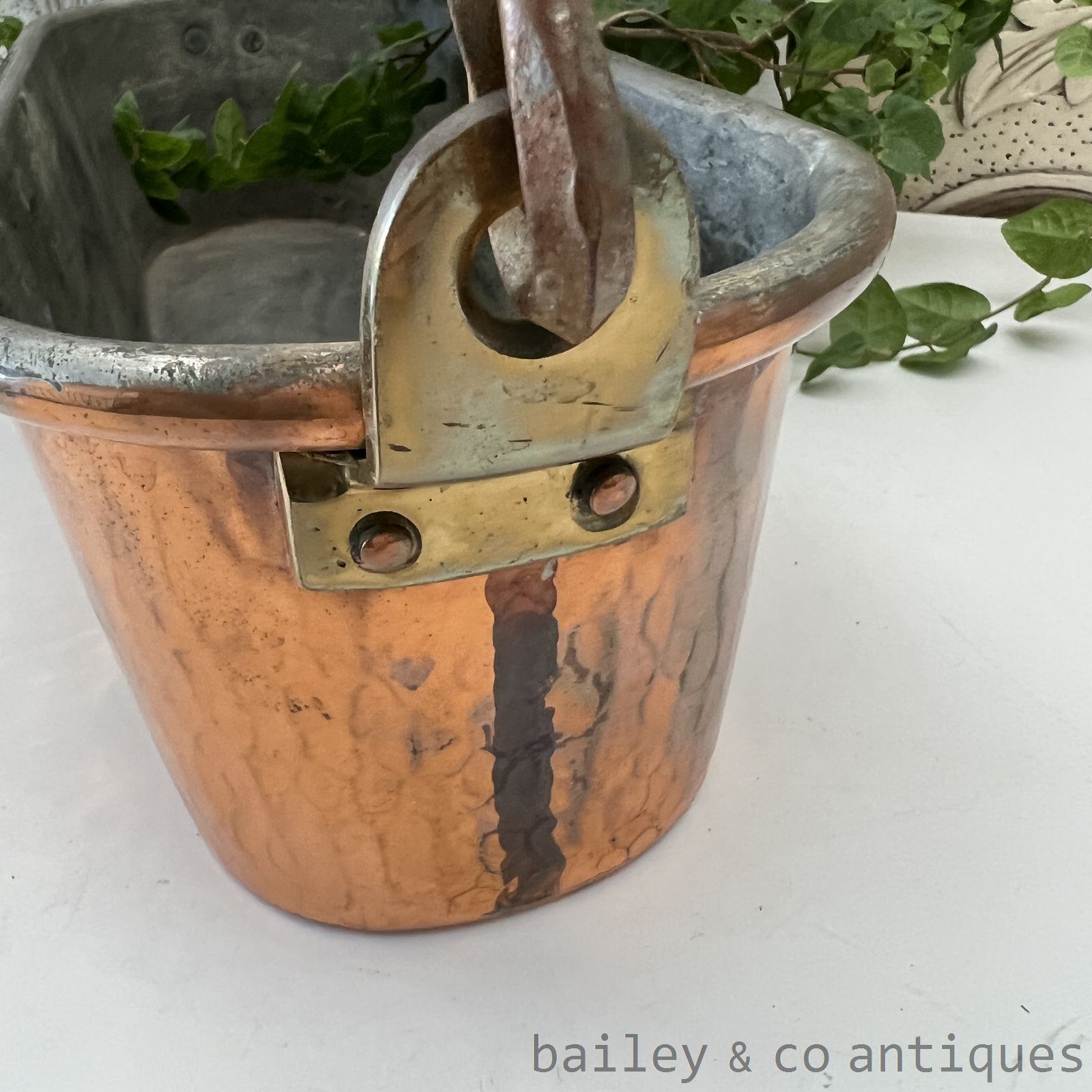 Antique French Copper Poissonniere Iron Handle Jardiniere - FR672   detail 03