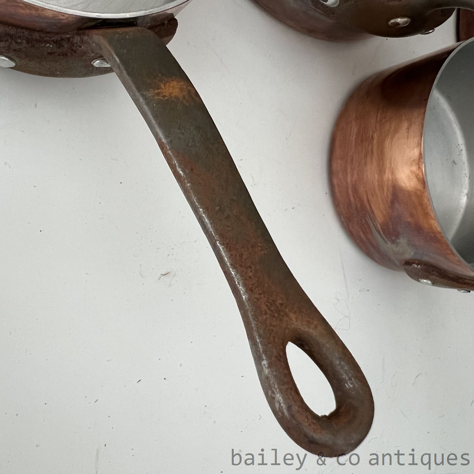 Vintage French Copper Saucepans Set of Five Lined Iron Handles - FR719   detail 09