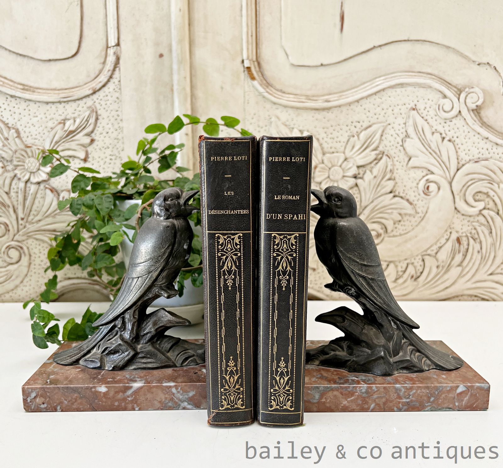 Vintage French Art Deco Pair of Birds Bookends Marble - FR722   for sale